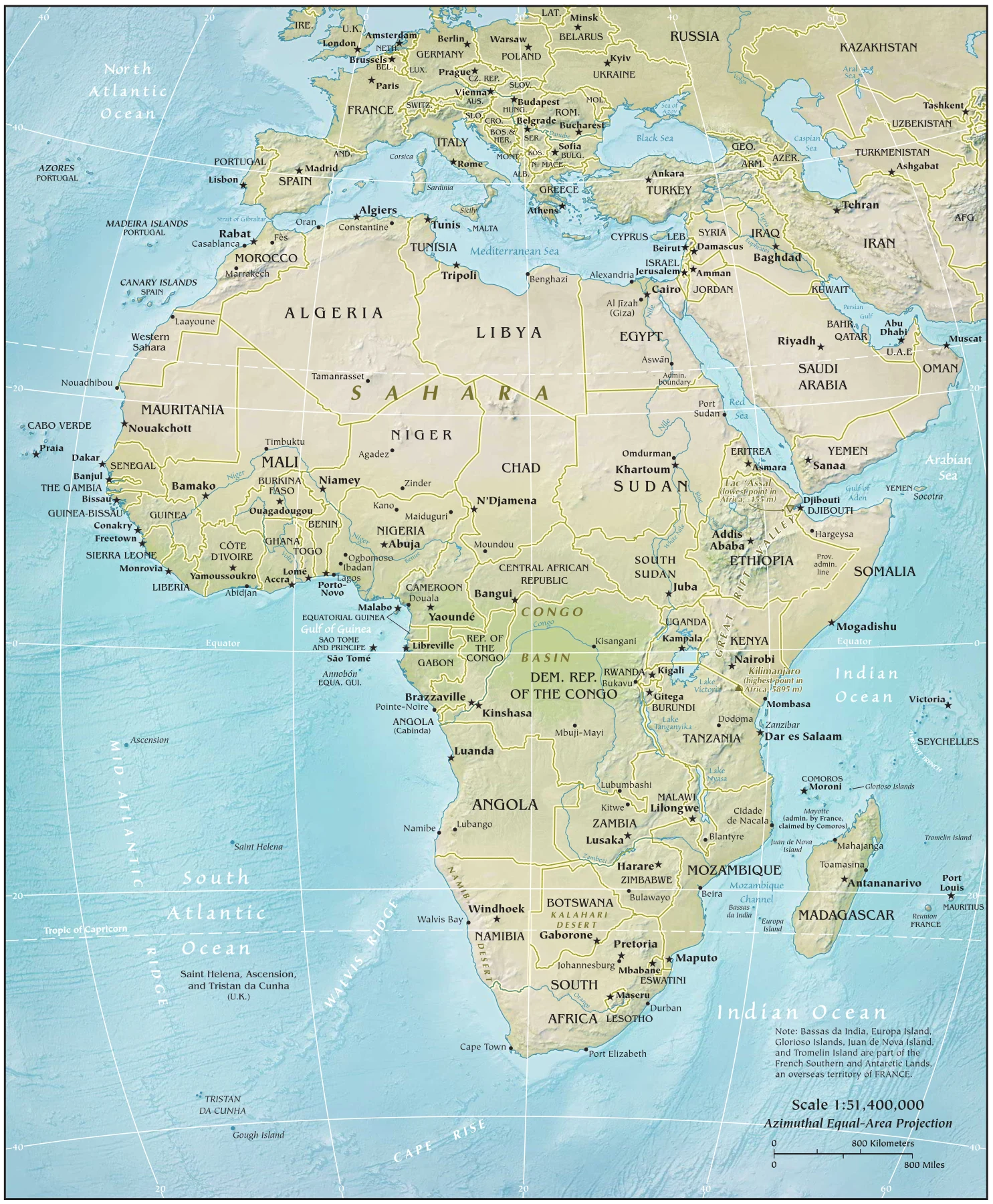Mapa físico de África con relieve, desiertos, altiplanos, ríos y lagos