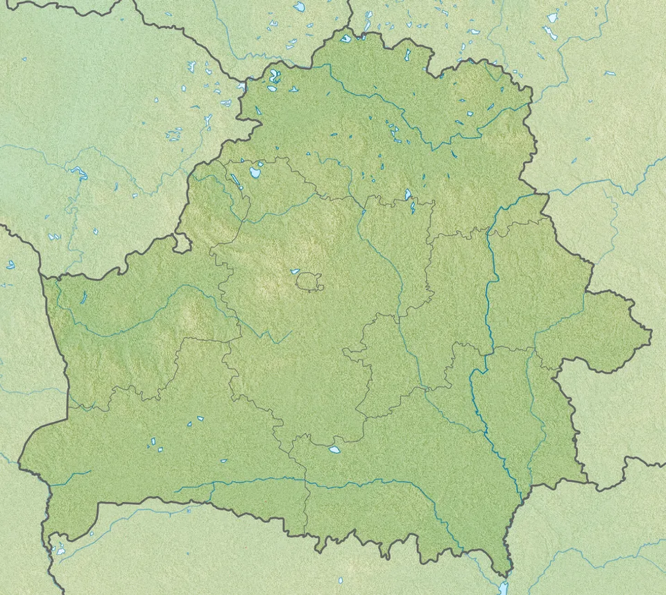 Mapa de relieve de Bielorrusia con llanuras, tierras bajas, rios, lagos y limites regionales