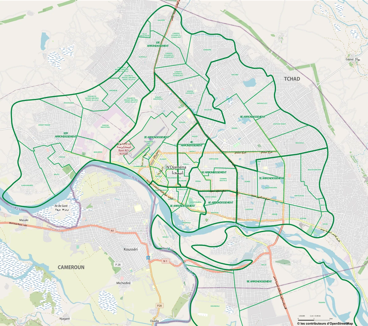 Mapa administrativo de N'Djamena con arrondissements, barrios, ríos Chari y Logone y límite con Camerún