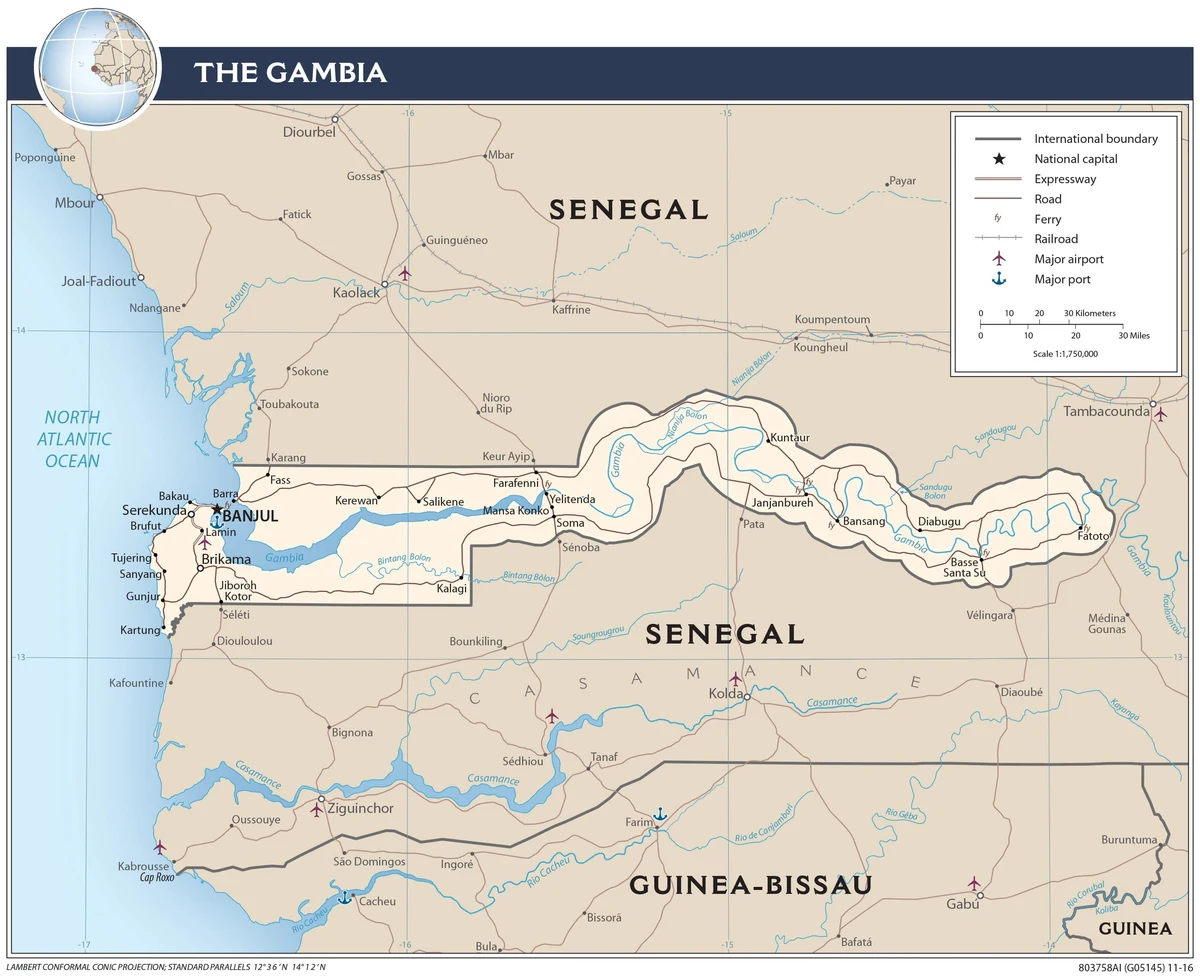 Mapa de transporte de Gambia de la CIA con carreteras principales, ferris, Banjul, Serekunda, Brikama, Soma, Farafenni, Janjanbureh y Basse Santa Su