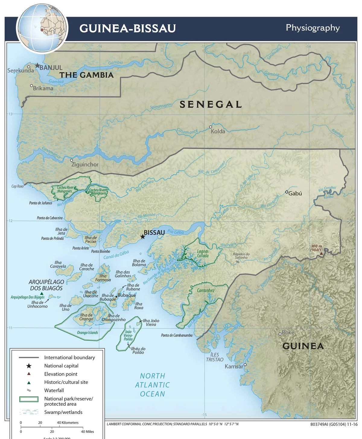 Mapa físico de Guinea-Bisáu con ríos, estuarios, manglares, archipiélago de Bijagós, parques y reservas naturales