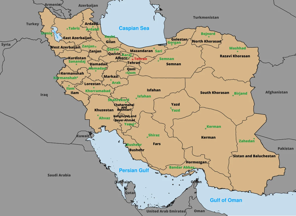 Mapa político de Irán con provincias y capitales provinciales rotuladas en inglés