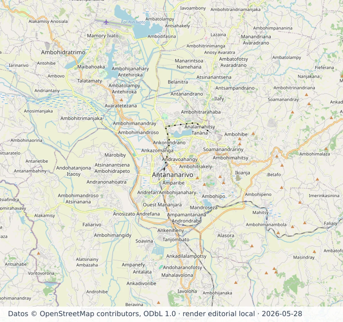 Mapa urbano de Antananarivo con Analakely, lago Anosy, Ankorondrano, Ambohijatovo, Ivandry, Talatamaty, Ambohidratrimo y el aeropuerto internacional de Ivato