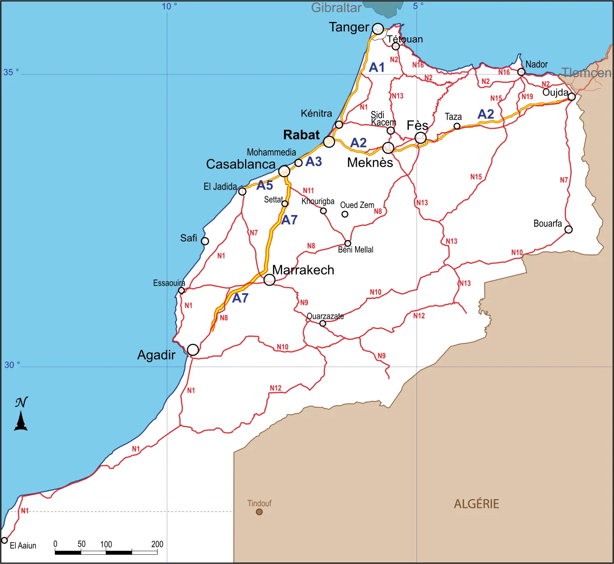 Mapa de carreteras de Marruecos con autopistas A1, A2, A3, A5 y A7, rutas nacionales, ciudades principales y frontera con Argelia