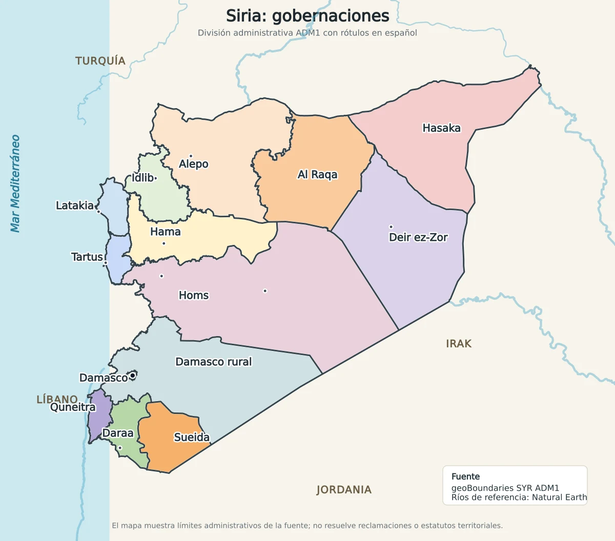 Mapa de Siria con sus gobernaciones rotuladas en español, incluidas Alepo, Damasco, Homs, Hama, Latakia, Tartus, Hasaka, Al Raqa y Deir ez-Zor