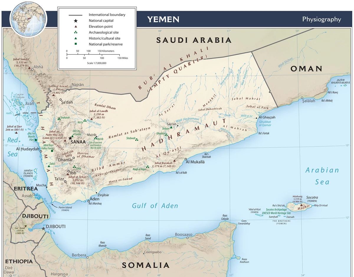 Mapa físico de Yemen con relieve, Saná, Adén, Hadramaut, Rub al Khali, Wadi Hadramawt, mar Rojo, golfo de Adén, Socotra y países vecinos